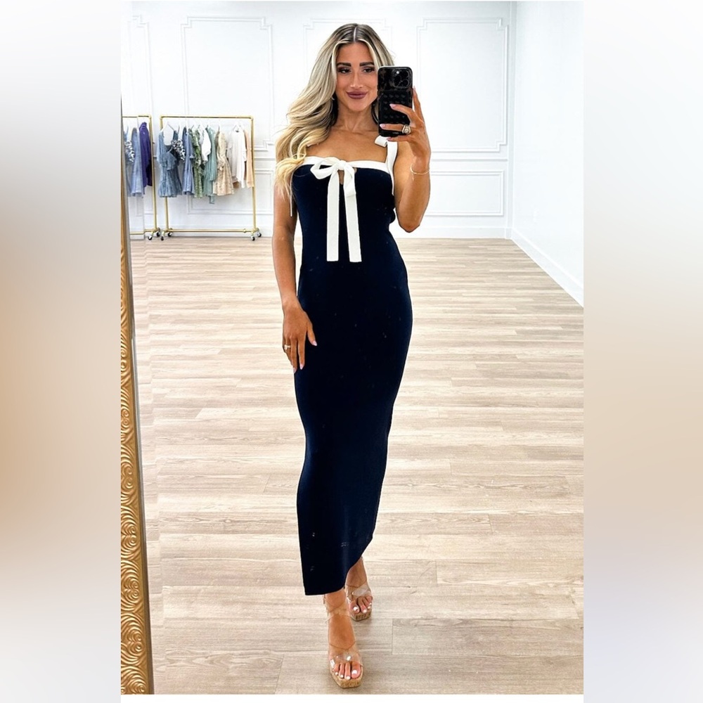NEW Bella & Bloom Hamptons Black + White Maxi Bowtie Adjustable Straps Dress S